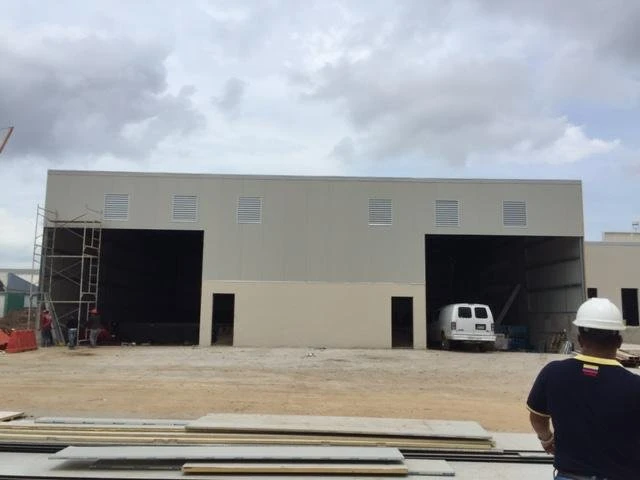 Nave terminada, City Plaza